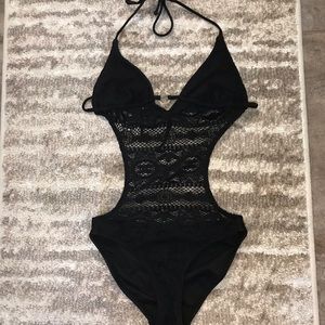 Black lace stomach bathing suit